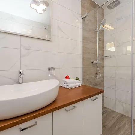 Bozi 2 Luxury With Jacuzzi For 10 아파트 만드레